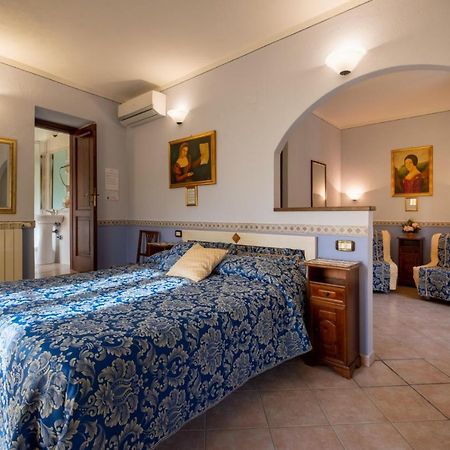 B&B Locanda Il Tufo Rosa ปีติญาโน ภายนอก รูปภาพ