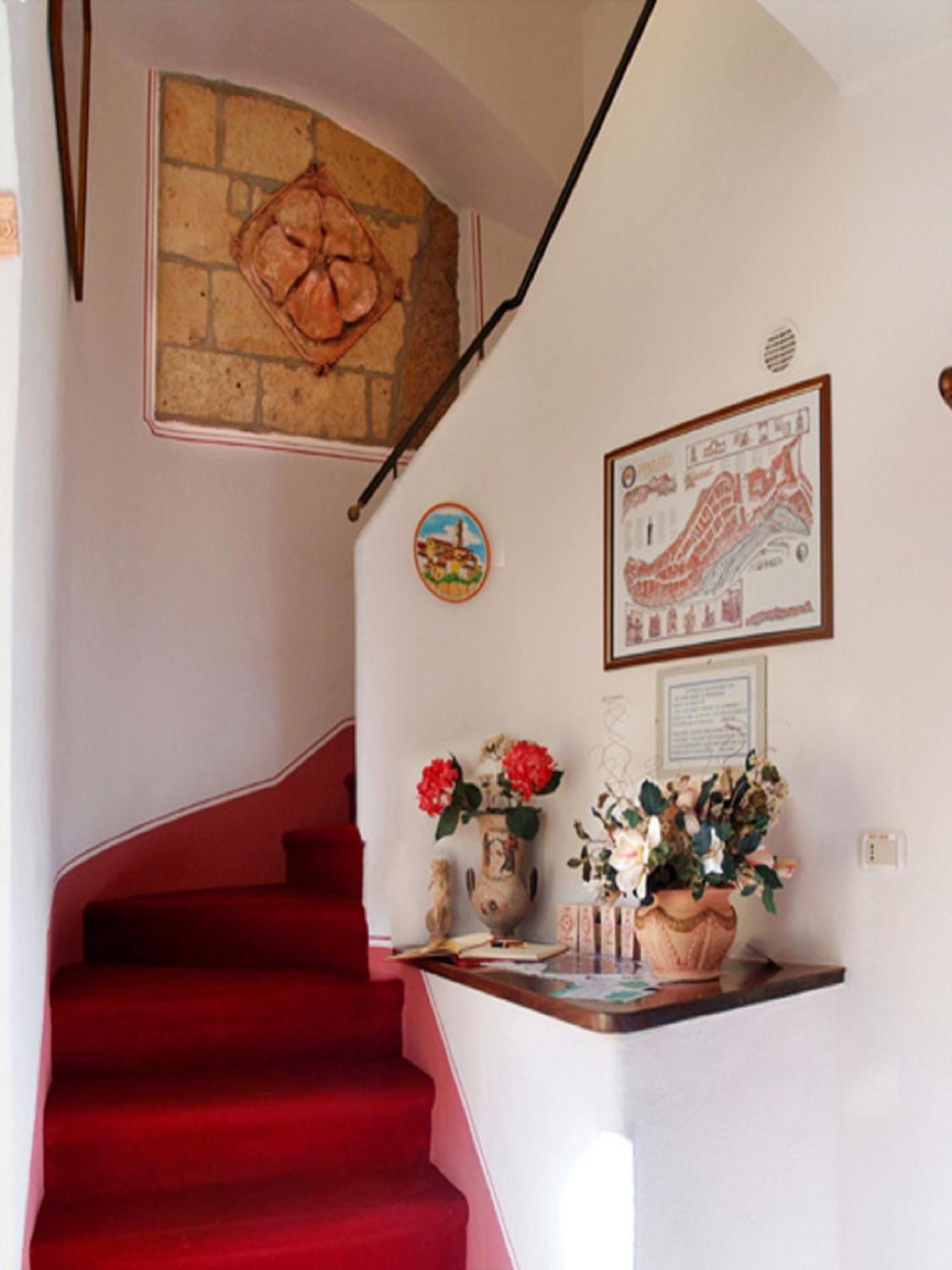 B&B Locanda Il Tufo Rosa ปีติญาโน ภายนอก รูปภาพ