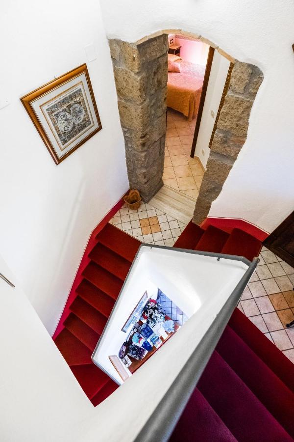 B&B Locanda Il Tufo Rosa ปีติญาโน ภายนอก รูปภาพ