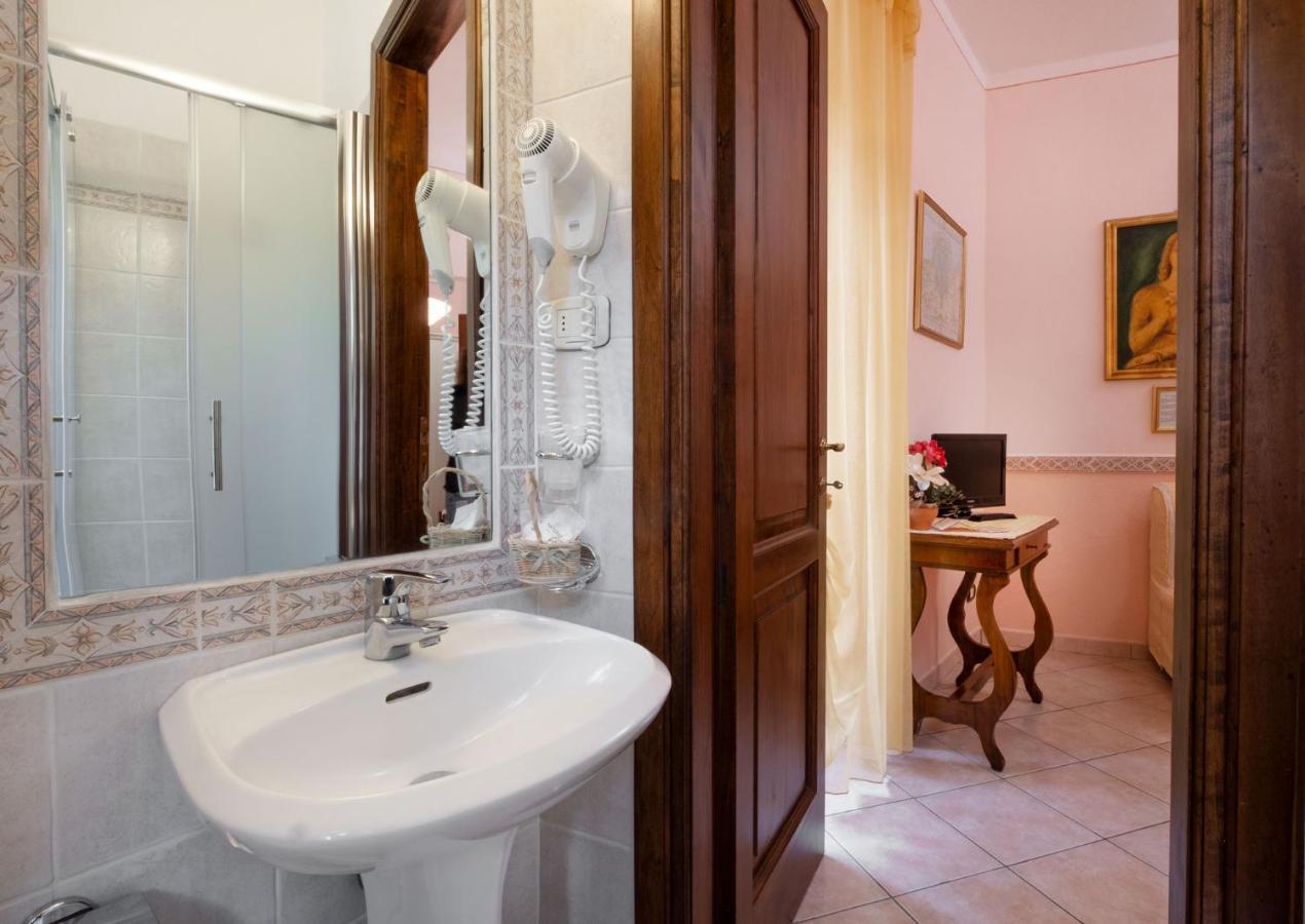 B&B Locanda Il Tufo Rosa ปีติญาโน ภายนอก รูปภาพ